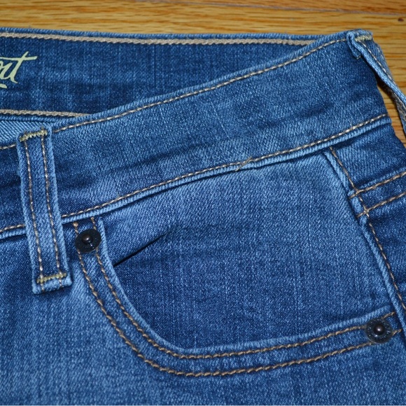 Women’s Old Navy denim jeans, size 2 short (2S) - Picture 4 of 11